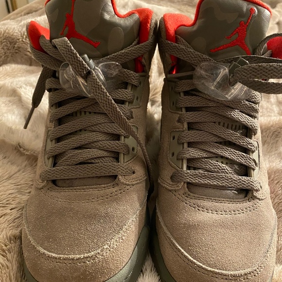 Jordan retro 5 Camo red - Picture 3 of 4